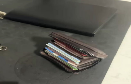 平凡善举显美德：神驰员工拾金不昧传递正能量